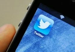 Убыток Twitter в I полугодии вырос до $299,1 млн