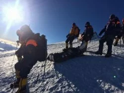 Спасенная альпинистка поблагодарила Эльбрусских спасателей